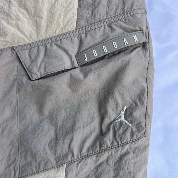 NIKE Air Jordan Cozy Girl Women's Puffy Jogger Utility Pants White Grey Size XS - Picture 6 of 12
